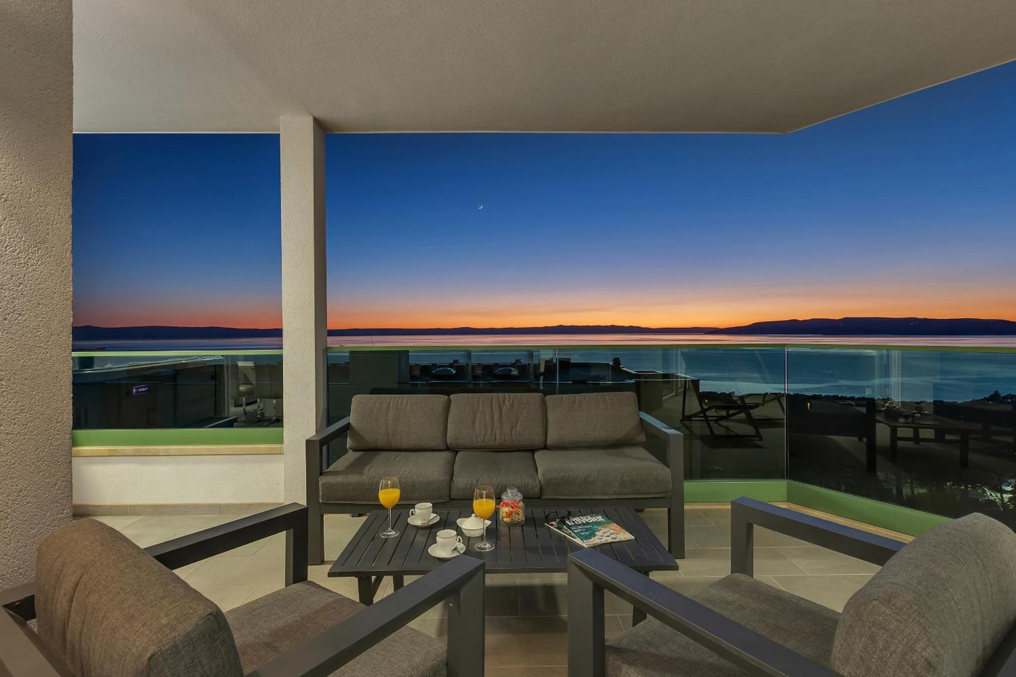 Exclusive Penthouse Big Blue With Private Jacuzzi Appartement Makarska